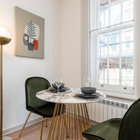 Stylish 1 Bed Flats In Soho, Next To Piccadilly Circus And Trafalgar Square London Exterior foto