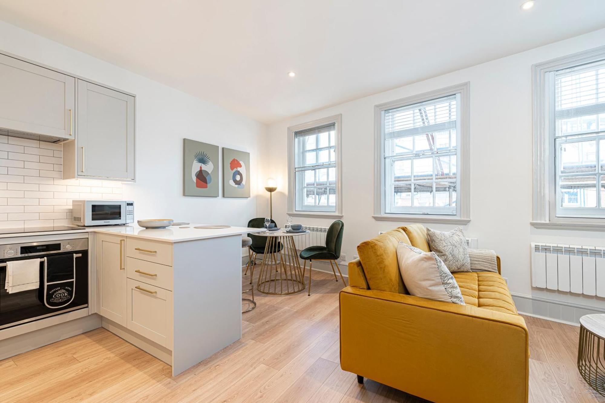 Stylish 1 Bed Flats In Soho, Next To Piccadilly Circus And Trafalgar Square London Exterior foto